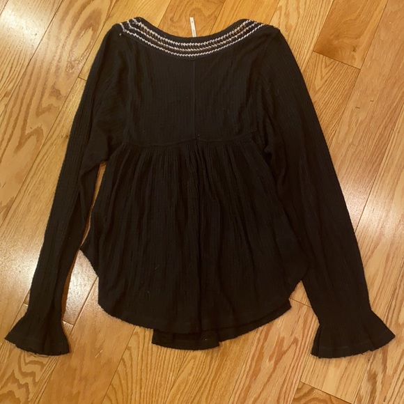 Free People crocheted peasant blouse - Picture 6 of 7